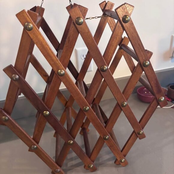 Vintage wood accordion wine rack - Picture 3 of 4